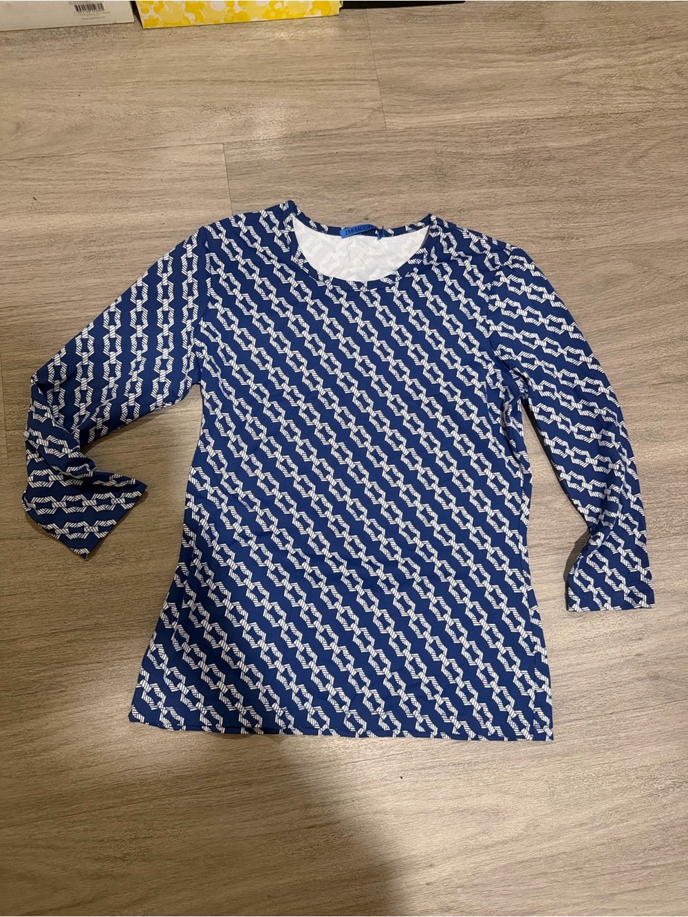 New J McLaughlin Blue Purli Link 3/4 Sleeves Top Size S